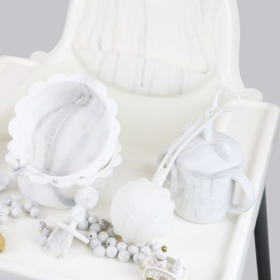 Sprzedaż hurtowa Baby Geschirr Led odstawianie od piersi silikonowy śliniaczek łyżka miska łyżka miska płyta silikonowy zestaw stołowy do karmienia dziecka produkt