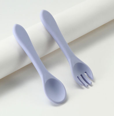 Silikonowa łyżka do karmienia niemowląt klasy spożywczej Zrównoważona z dostosowanym logo