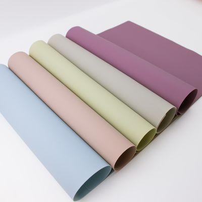 BPA Free Non Slip Kids Silikonowa podkładka Kolorowa z niestandardowym logo Mata na biurko Mata na biurko