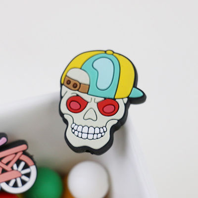 Niestandardowe halloweenowe dynie z czaszkami Silikonowy koralik ogniskowy do breloków do kluczy DIY